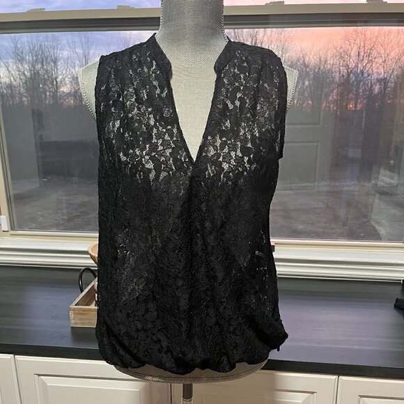 New York & Company Tops - NY&Co Lace Sleeveless Top Size M Excellent Condition